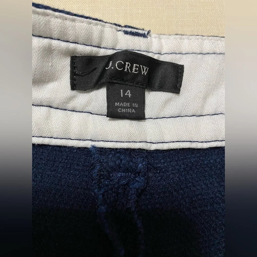 J. Crew Woman’s Blue Textured Crop Pants, Size 14.